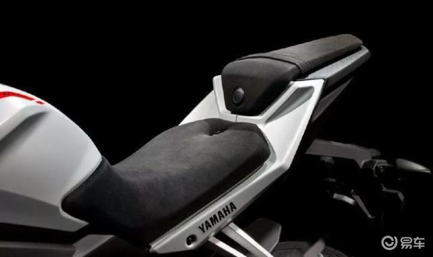 YAMAHA MT-125 IceFlow主题 配色更新 街头老板性能型入门街跑车_雅马哈mt125中国售价