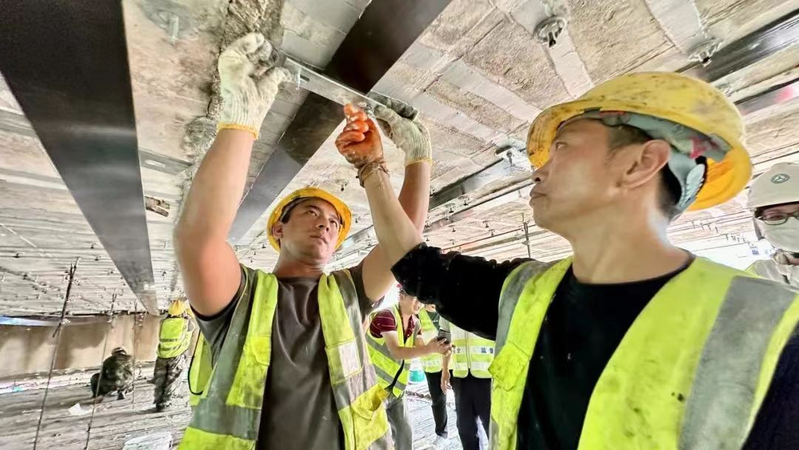 智能化预应力碳纤维板首次应用于普通国省干线桥梁改造