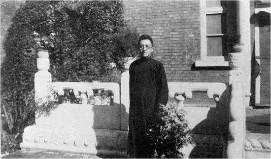 胡适 评价 _ 胡适 白话文运动 _20世纪的两个知识分子：胡适与鲁迅