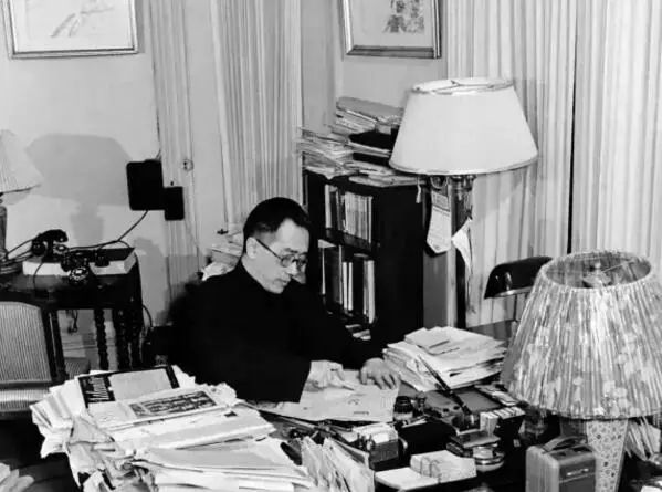 胡适 评价 _20世纪的两个知识分子：胡适与鲁迅_ 胡适 白话文运动 