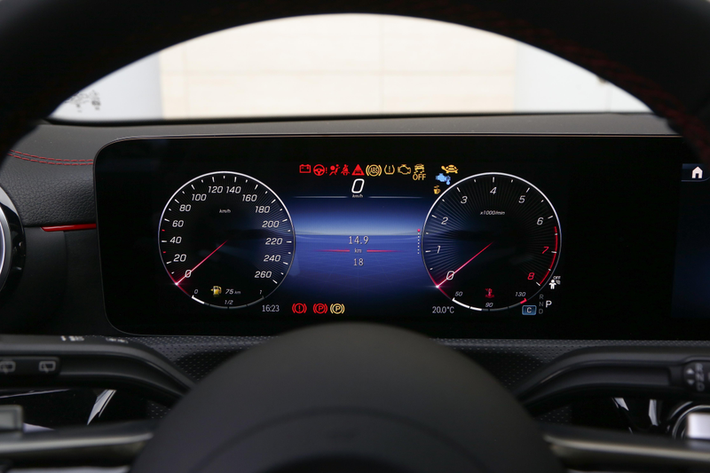 奔驰CLA驾驶技巧_奔驰CLA养护技巧_奔驰维修技术