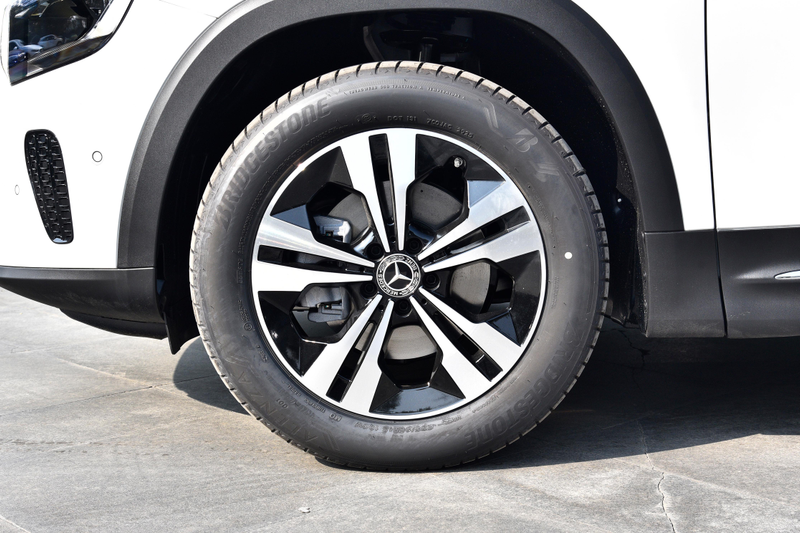 奔驰GLB养护_奔驰GLB保养周期_奔驰维修技术