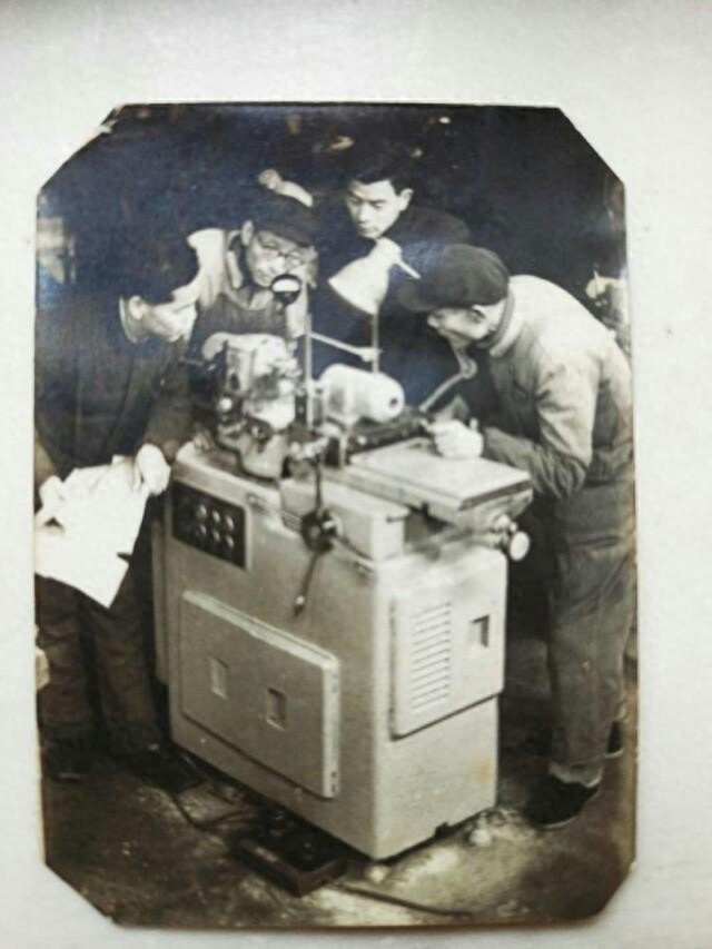 3MZ14微型轴承加工设备_万能工具磨床价格_3MZ20微型轴承加工设备