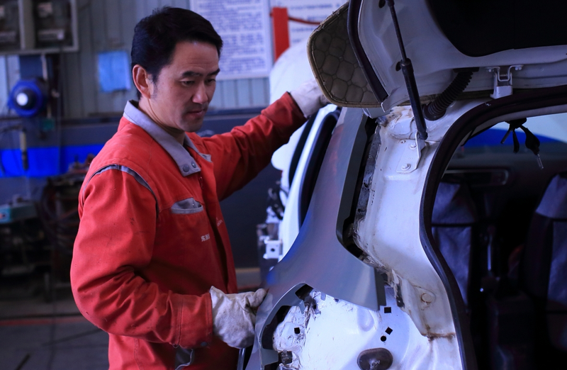 钣金修复技术_汽车基础维修工具介绍_汽车车身整形修复工