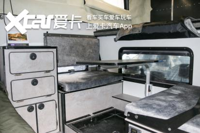 星舟搬家工拖挂房车_北京房车展房车推荐_奔驰122房车报价及图片