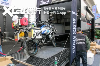 北京房车展房车推荐_奔驰122房车报价及图片_星舟搬家工拖挂房车