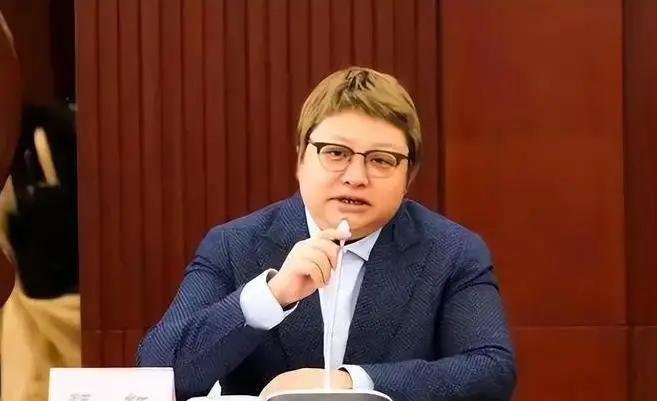 蒋欣捐款惹怒韩红 资讯