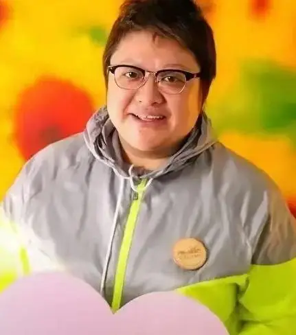 蒋欣捐款惹怒韩红 资讯