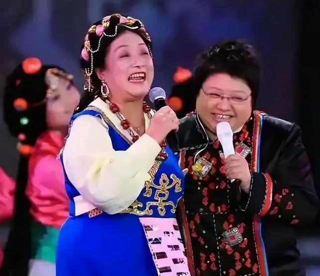 蒋欣捐款惹怒韩红 资讯