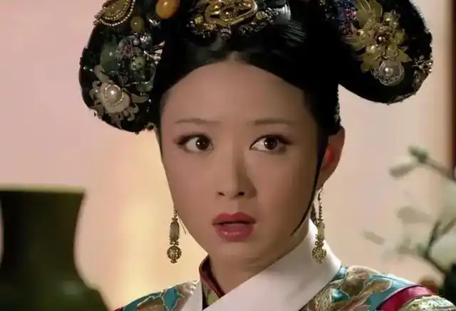 蒋欣捐款惹怒韩红 资讯