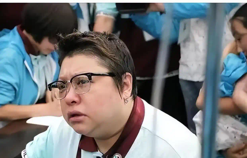 蒋欣捐款惹怒韩红 资讯