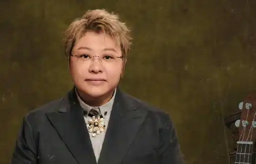 蒋欣捐款惹怒韩红 资讯