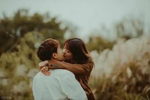 分手后发消息对方不回