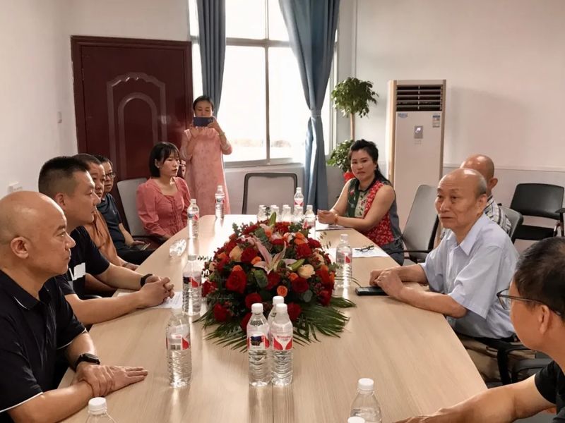 柳州市文化新闻出版广电局