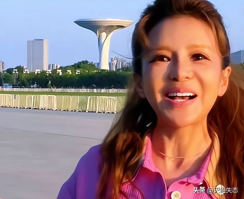 新闻节目主持人