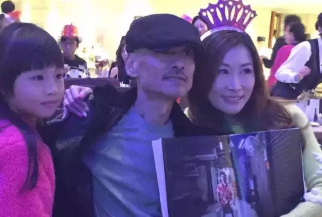 电影黑社会背景音乐_电影黑社会粤语版免费观看_黑社会电影