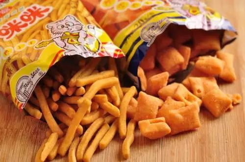 零食后面的营养成分表准确吗_零食后面加什么字好听_8090后的零食
