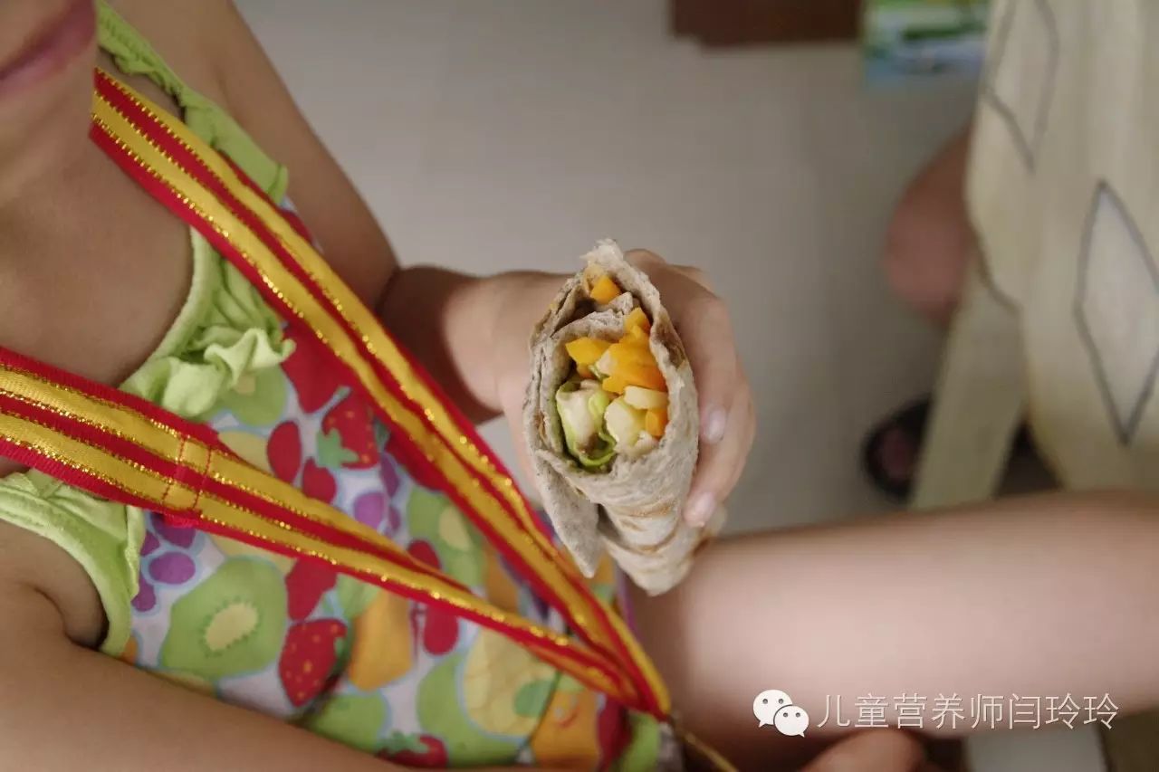 肉卷饼图片_肉卷饼_集装乡烤肉卷饼
