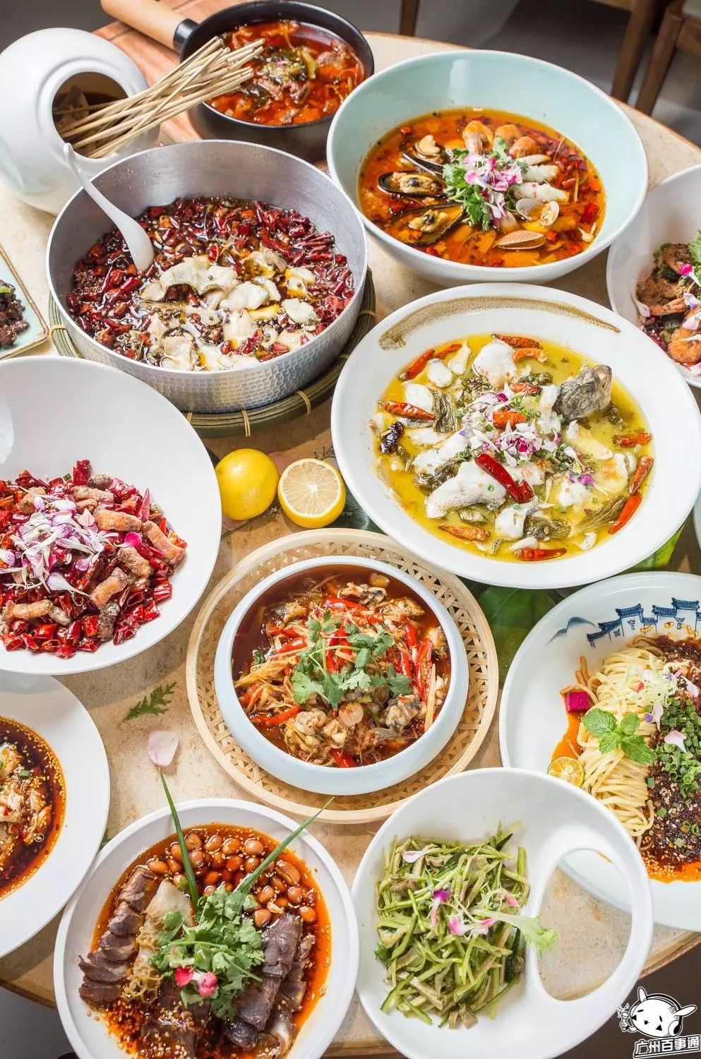 带上你身边的小仙女来这家广州最美川菜馆吧!(文内有福利哦)(图11) 广州哪里吃川菜好_广州的川菜_广州吃好川菜的地方