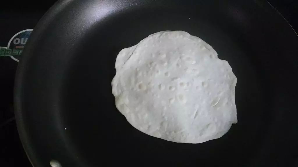 肉卷饼_孜然羊肉卷饼_肉卷饼图片