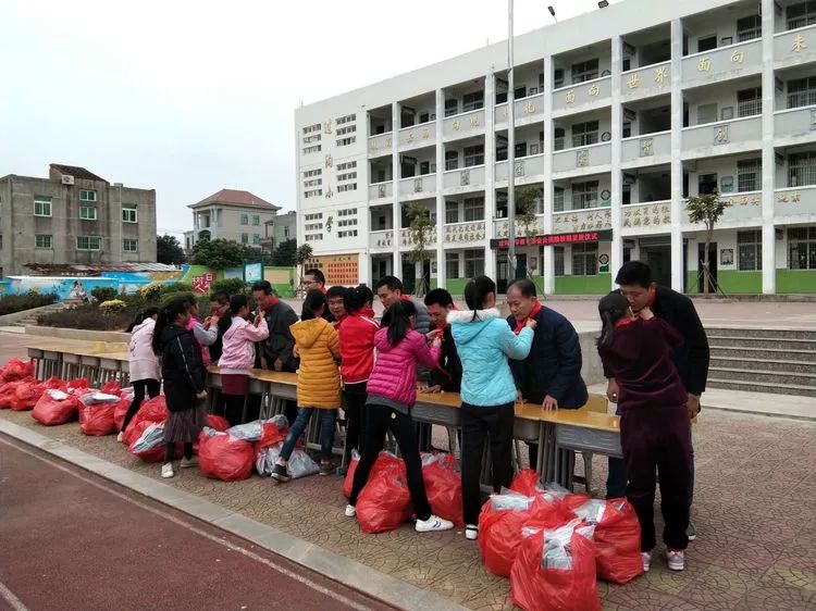 北高资讯丨齐喊好!北高“教育基金第一村”校友又双叒给力(图9) 教育基金哪个好_教育基金好吗_基金投资教育