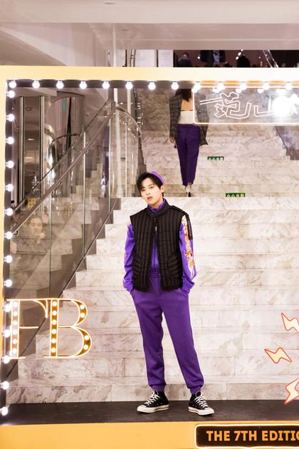 韩火火FB七周年狂欢 七年不痒(图50) 符龙飞演绎2018秋冬潮流趋势