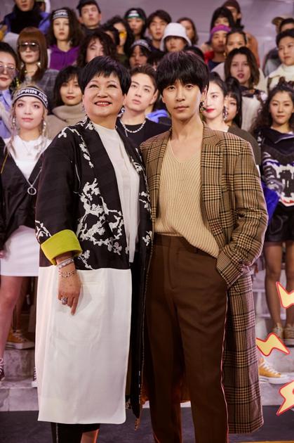 韩火火FB七周年狂欢 七年不痒(图55) 韩火火穿衣搭配法则_第一时尚韩火火_韩火火时装品牌