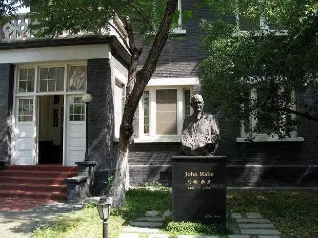 大学生思想政治教育活动_政治思想大学生教育活动有哪些_政治思想大学生教育活动总结