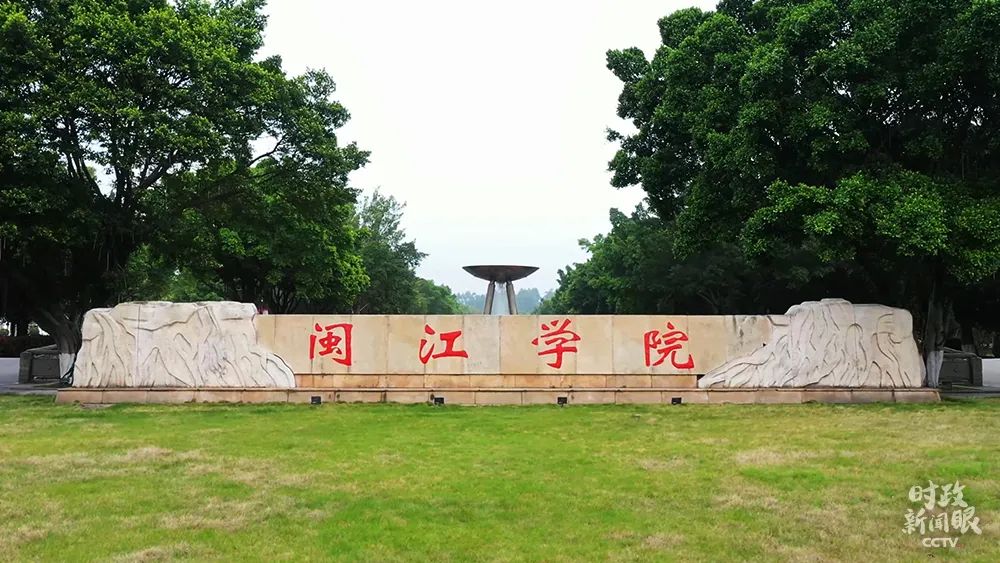 大学生思想政治教育教案范文_政治思想大学生教育活动总结_大学生思想政治教育活动