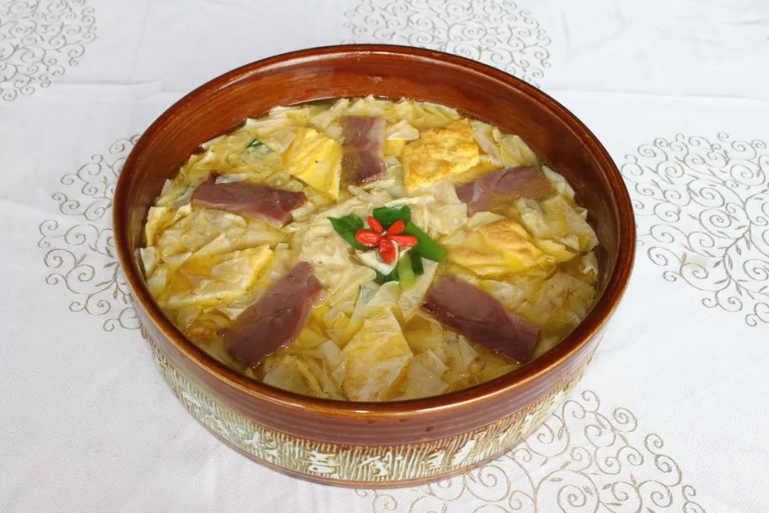 舌尖上的浙江来了,各地美食让你隔着屏幕咽口水~(图29) 豆腐四喜丸子的家常做法窍门_四喜豆腐的图案_四喜豆腐是哪个地方的菜系