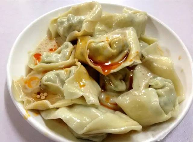 上海十大美食街——去过这些地方才可自称吃货(图17) 哈尔滨海鲜美食_哈尔滨海鲜小吃_哈尔滨海鲜小炒排行