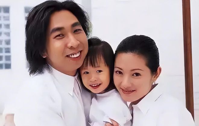 王晶捧红的7位“晶女郎”,个个肤白貌美大长腿,你最喜欢谁?(图15) 邱淑贞三电影_慈禧咸丰电影邱淑贞_电影邱淑贞的代表作品