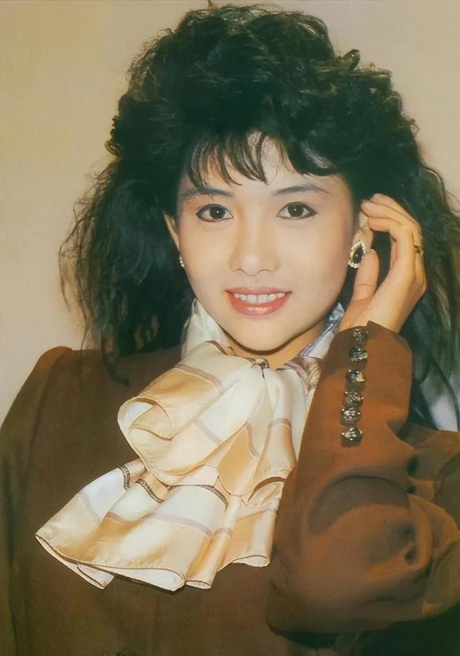 王晶捧红的7位“晶女郎”,个个肤白貌美大长腿,你最喜欢谁?(图19) 邱淑贞三电影_电影邱淑贞的代表作品_慈禧咸丰电影邱淑贞