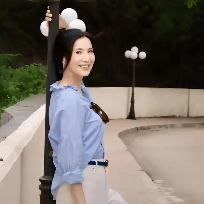 王晶捧红的7位“晶女郎”,个个肤白貌美大长腿,你最喜欢谁?(图38) 邱淑贞三电影_电影邱淑贞的代表作品_慈禧咸丰电影邱淑贞