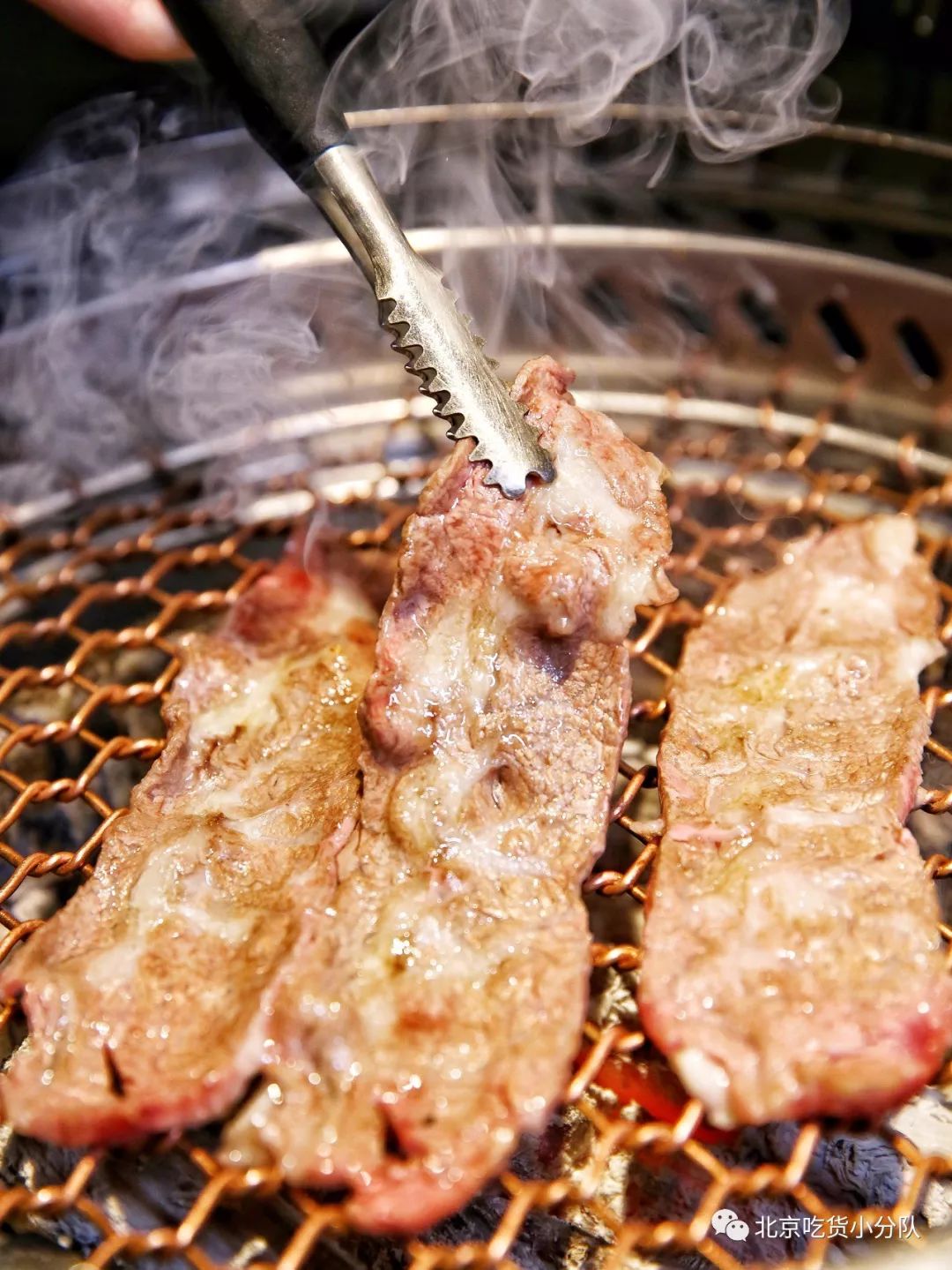 暗黑烧肉,越贵的越抢手(图7) 红烧牛肉发黑_黑毛和牛烧肉_牛肉有黑点是发霉