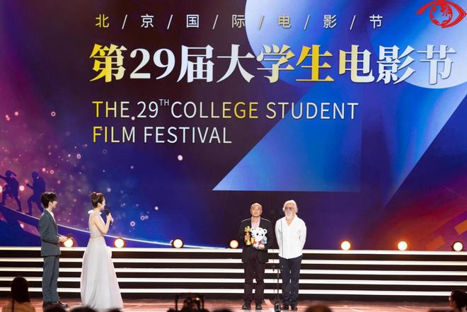 北京国际电影节•第29届大学生电影节“青春之夜”圆满落幕(图10) 中国传媒大学制片管理专业_中国传媒大学制片人专业_中国传媒大学影视制片
