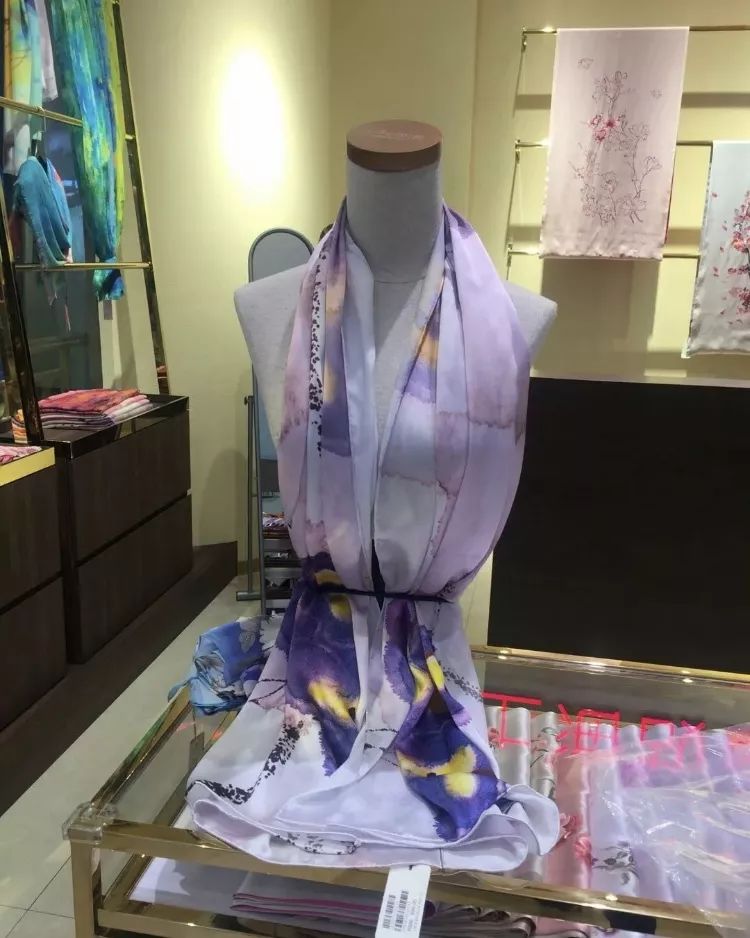 上海哪里买海鲜便宜_上海买海鲜最便宜的地方_海鲜上海便宜买多少钱