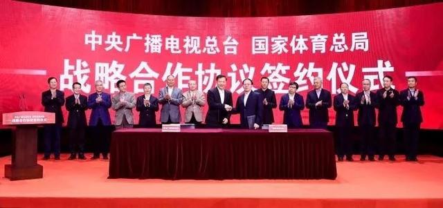 女子健身队名字大全_健身队旗图片_国家女子健身队图片