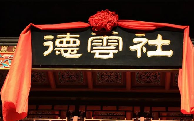 网上的零食能不能买_能零食网上买吗安全吗_零食网上买便宜还是实体店便宜