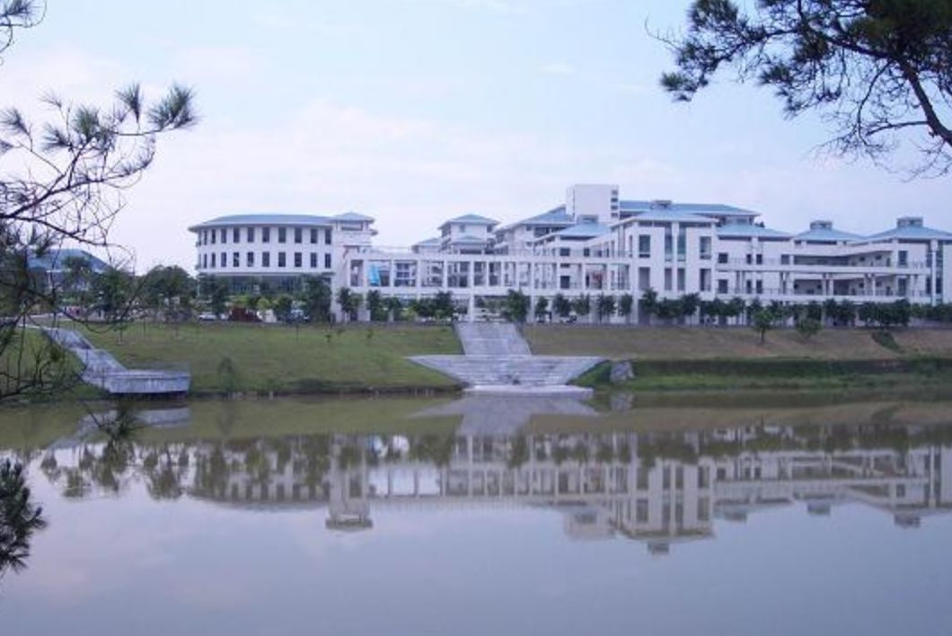 华南师范学院继续教育_华南师范大学南海校区继续教育学院_华南师范大学南海学院官网