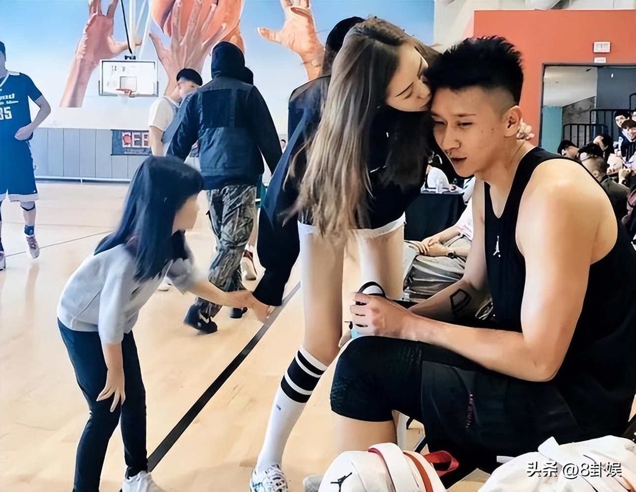 孙悦陈露采访视频_孙悦陈露车里_陈露孙悦车震门