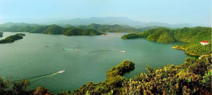 “中国最美休闲胜地”!水光潋滟,山色空蒙(图6) 九江汽车站坐几路公交车_九江汽车总站在哪里_九江汽车总站公交路线