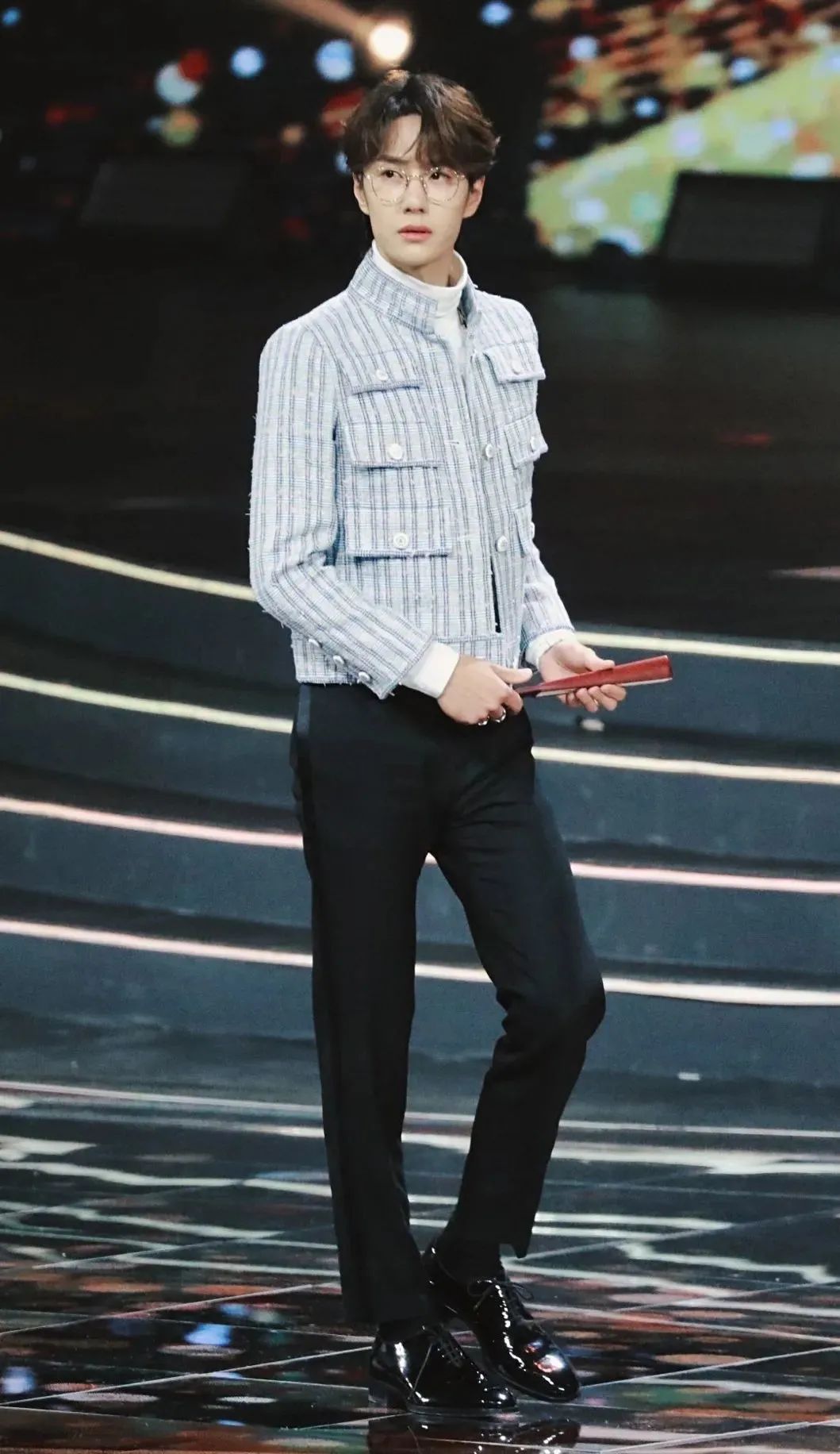 有一种惊艳叫作王一博的女装(图18) 潮流时尚图片头像_潮流时尚图片高清图_性感时尚潮流女装图片