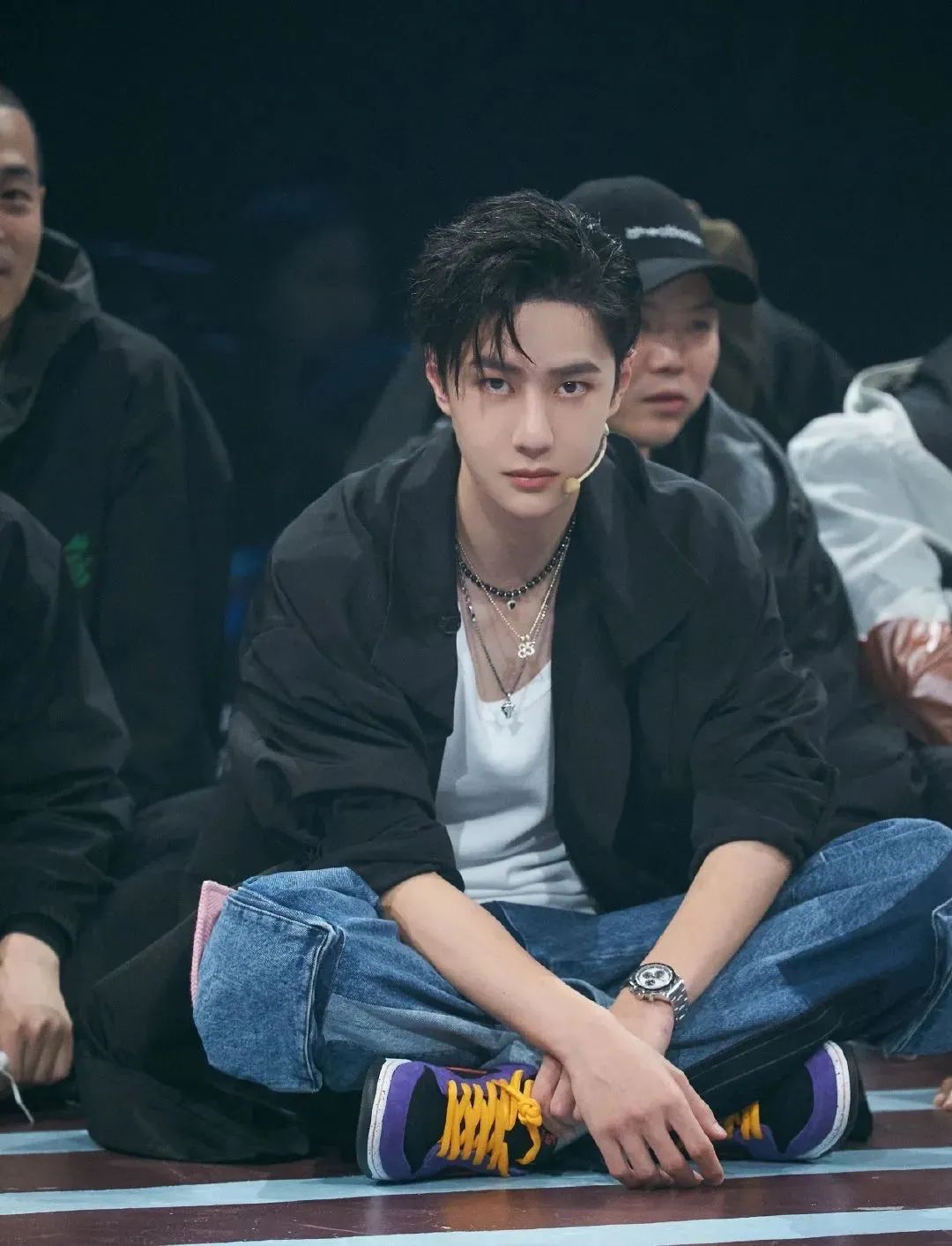 有一种惊艳叫作王一博的女装(图23) 潮流时尚图片头像_潮流时尚图片高清图_性感时尚潮流女装图片