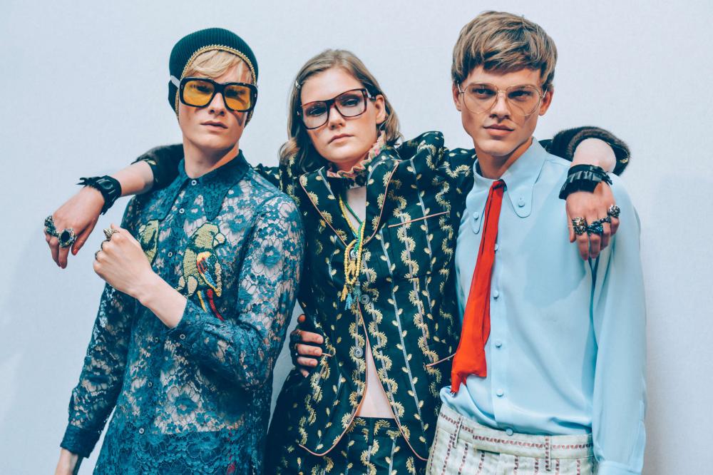 有一种惊艳叫作王一博的女装(图40) 潮流时尚图片头像_性感时尚潮流女装图片_潮流时尚图片高清图