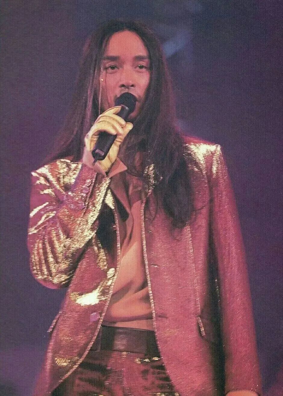 有一种惊艳叫作王一博的女装(图54) 性感时尚潮流女装图片_潮流时尚图片高清图_潮流时尚图片头像