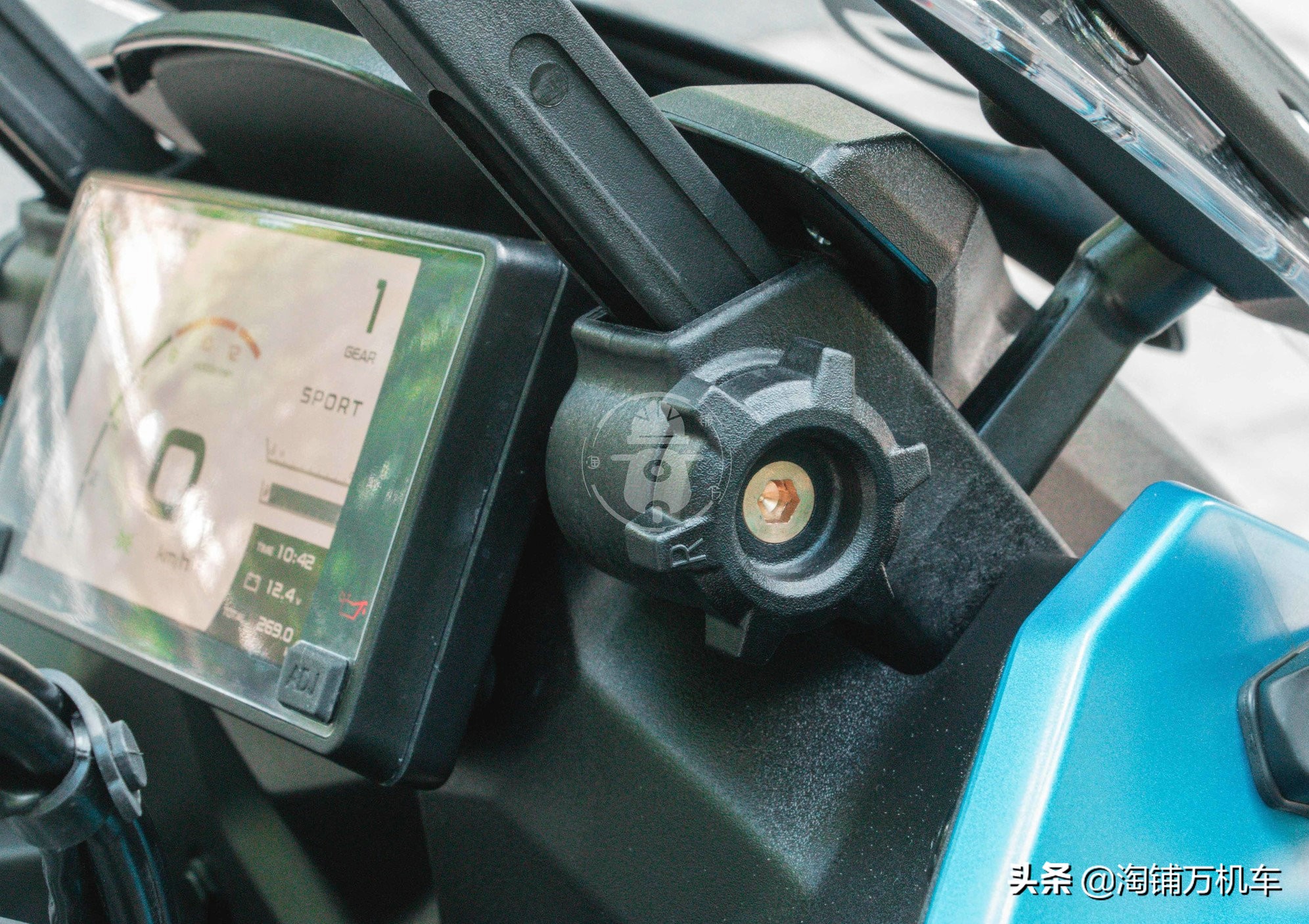 仿赛外观下的长途利器 颜值品质的双重输出 春风650GT浅析(图14) 国产跑车摩托车_跑车摩托国产车排行榜_国产跑车摩托车