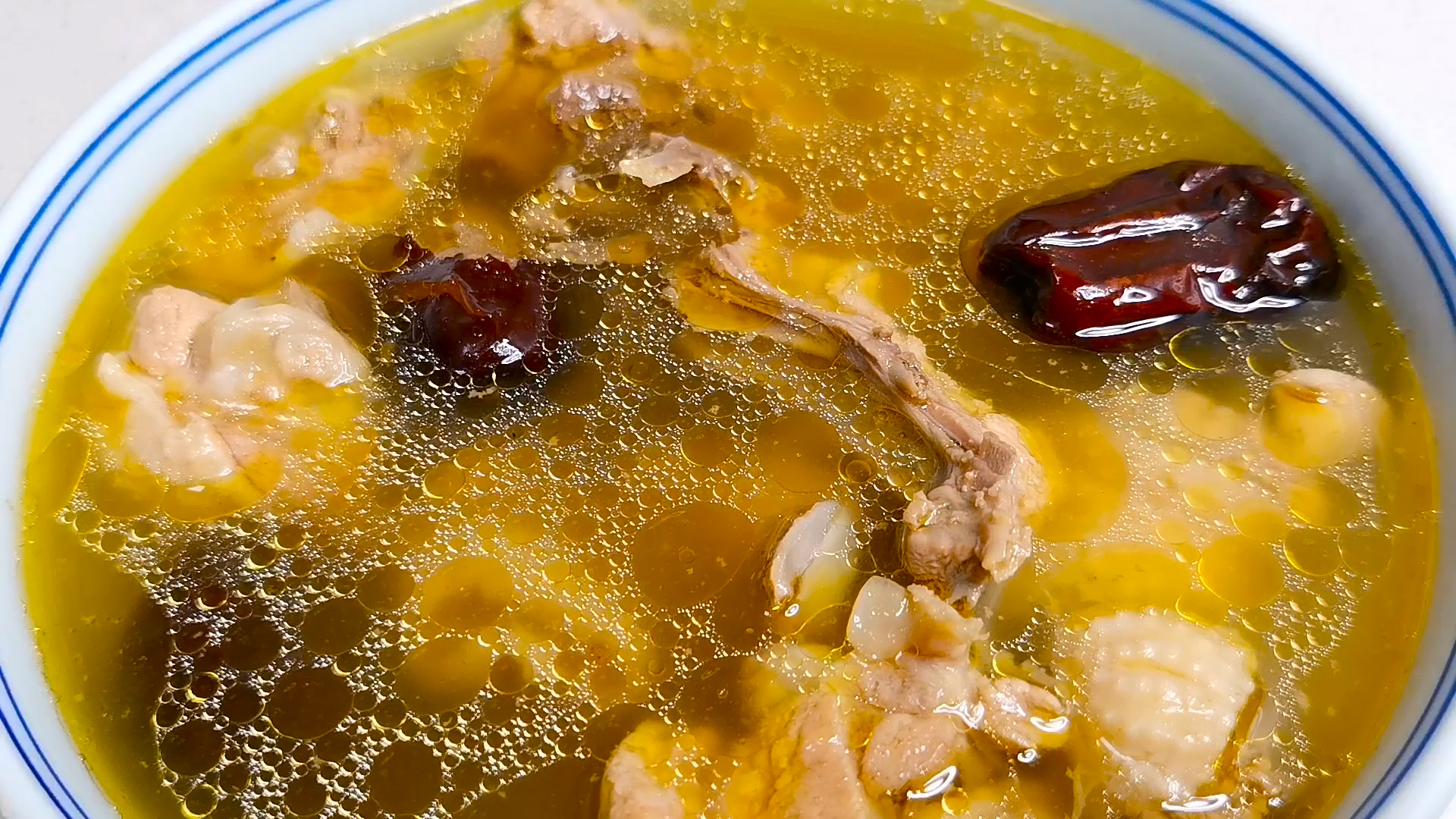 美味鸡汤营养清炖做法大全_鸡汤清炖怎么做好吃_清炖鸡汤怎么做美味营养
