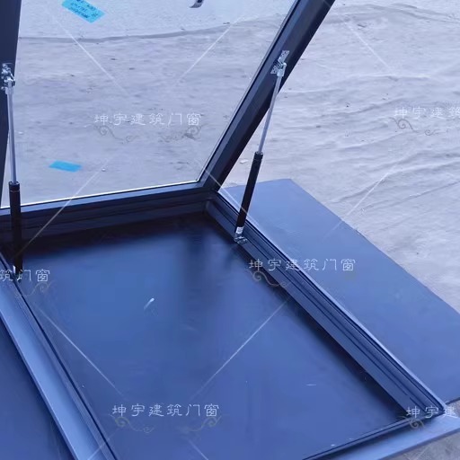 大开口手动天窗 阳光房上悬屋顶老虎窗 铝合金无缝焊接电动窗(图4)