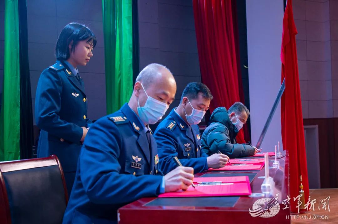 接受党的教育和培训_党员干部接受教育培训的意义_接受党组织教育培训范文